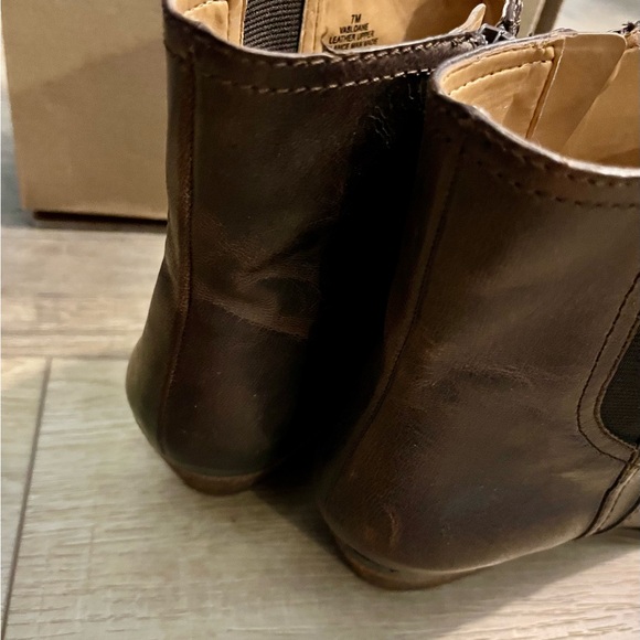 Nine West Vintage America Dark Brown ankle Boots Size 7 M EUC - Picture 5 of 6